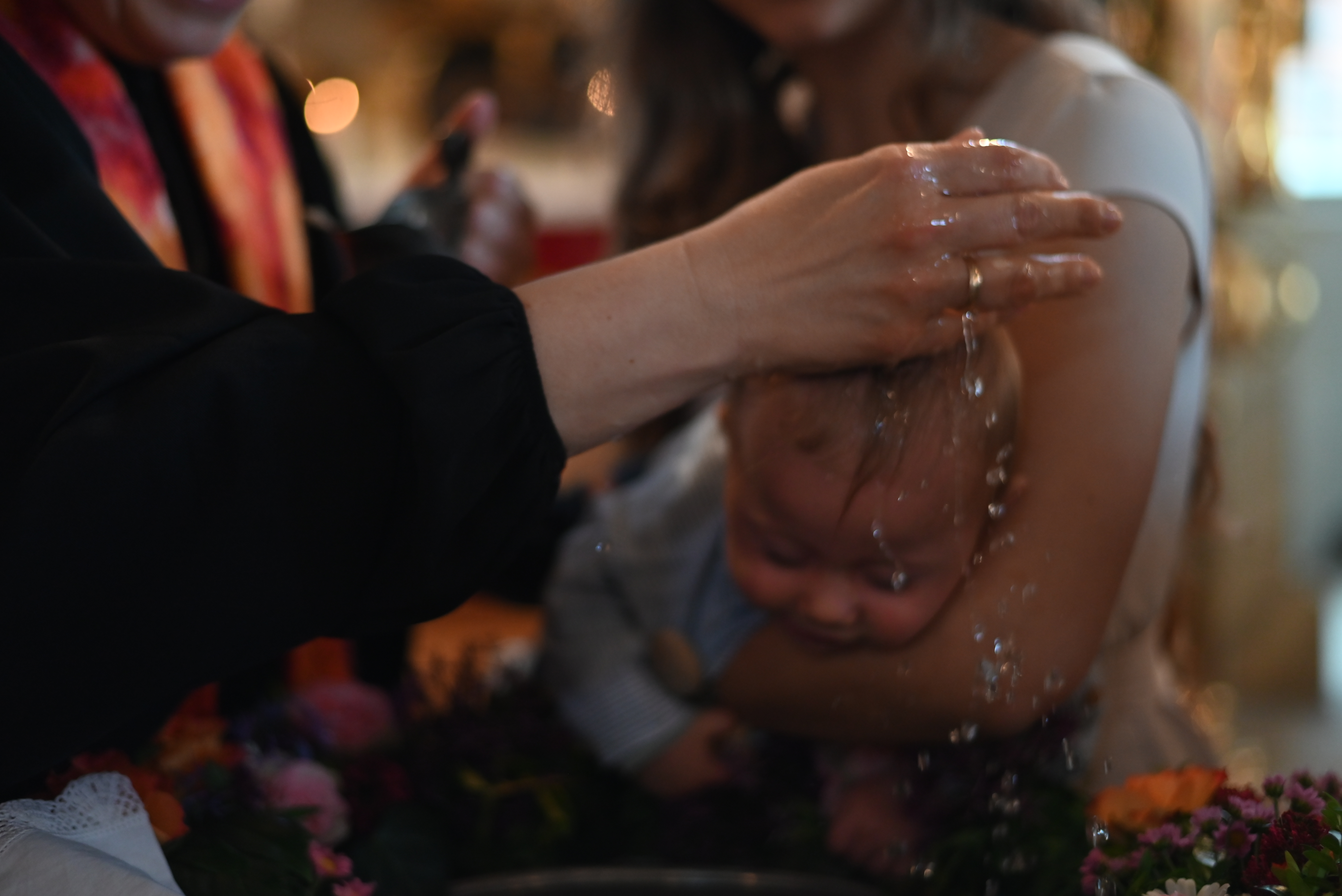 Familie, Familienfotografie, Taufe, Zeremonie, Wasser, Segen
