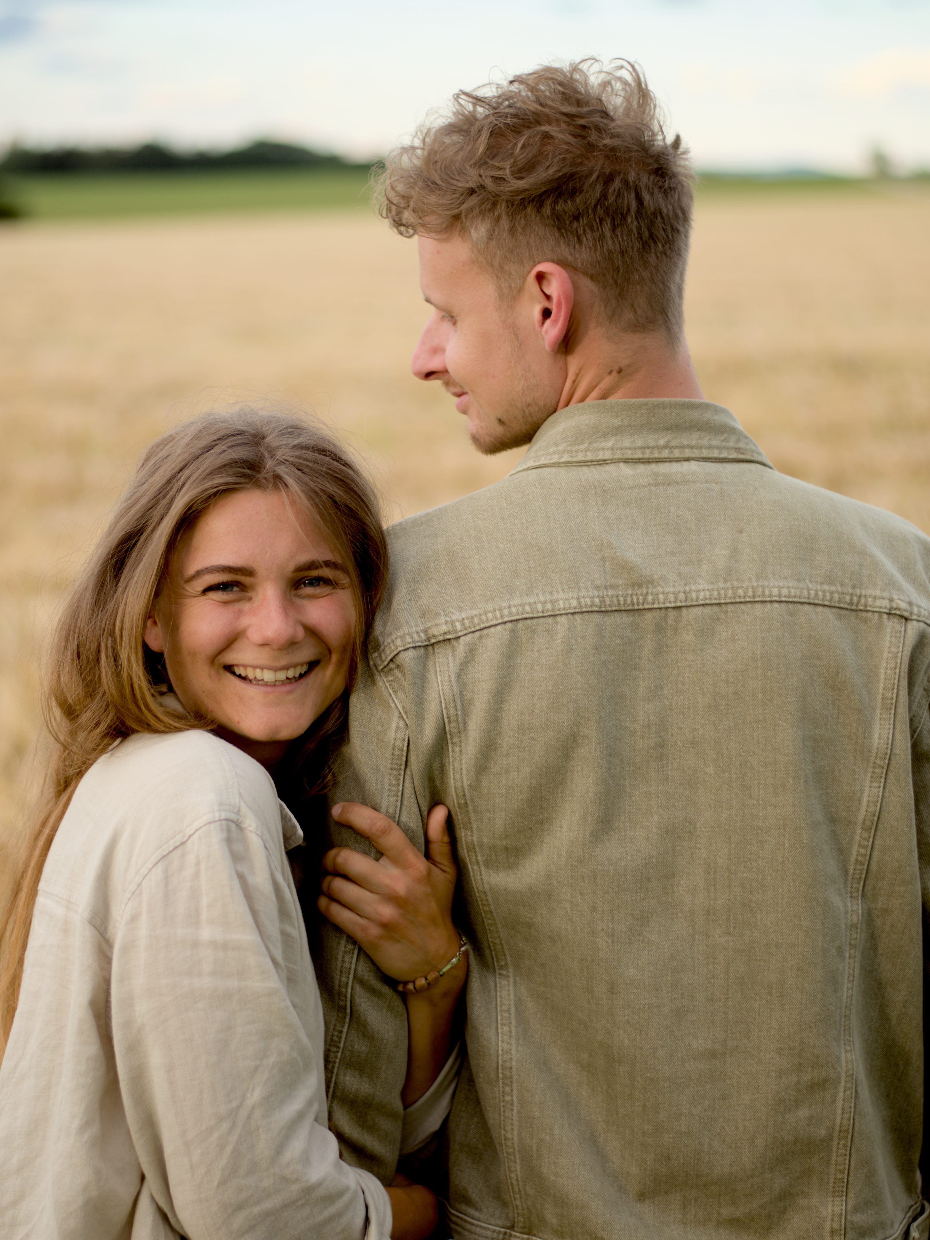 Paar, Pärchen, Pärchenshooting, Liebe, Glück, Halt, Stärke